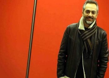 گرد پیری بر چهره علی قربان‌زاده/ عکس