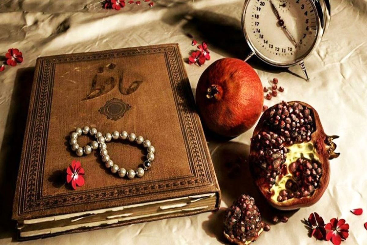 فال حافظ ۱۳ آذر ماه ۱۴۰۳/ در دست کس نیفتد زین خوبتر نگاری
