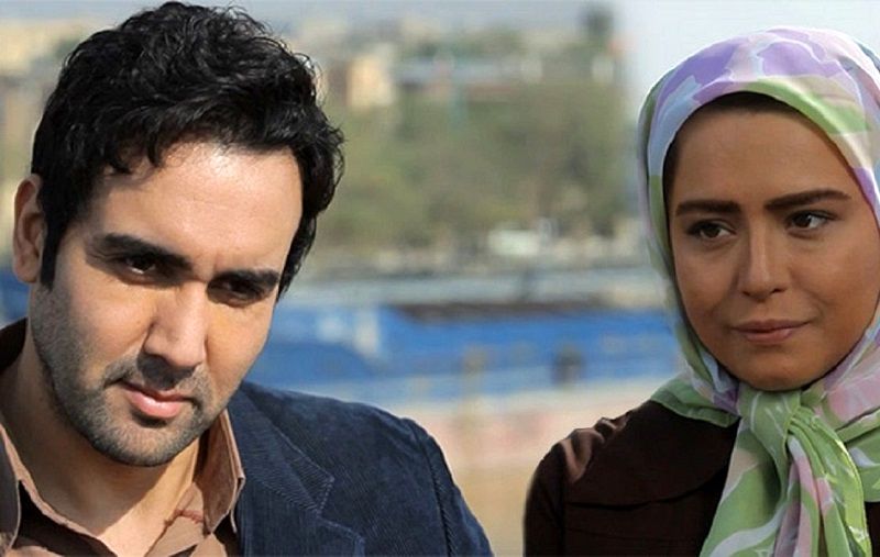 ژست صمیمی «آرش و کیمیا» در پشت صحنه کیمیا/ عکس