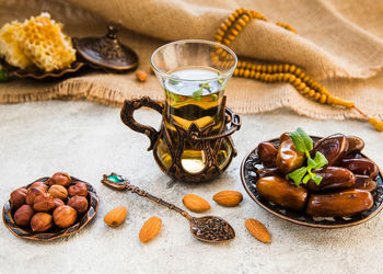 بهترین افطاری و سحری از دیدگاه طب ایرانی 
