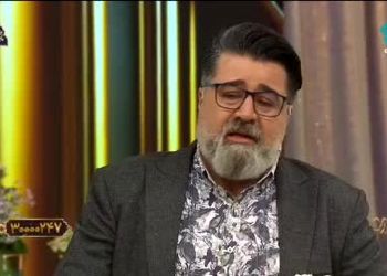 احساسی شدن مهدی یغمایی با دیدن تصویر پدرش/ ویدئو