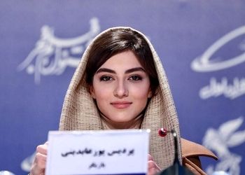 استایل شیک و نوروزی پردیس پورعابدینی/ عکس