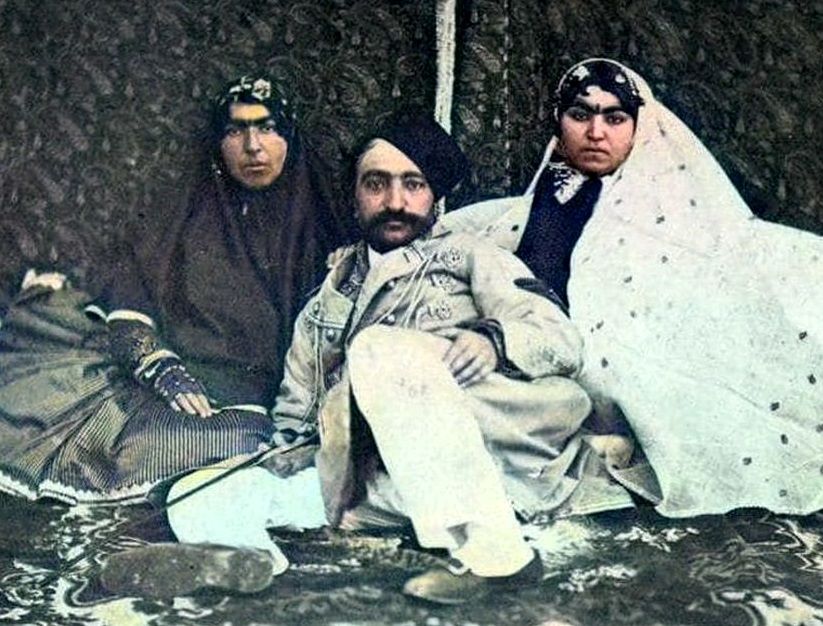 عکس یادگاری زنان حرمسرای ناصرالدین شاه در سرخه‌حصار/ تصویر