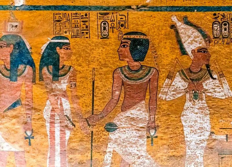 ازدواج مردم مصر باستان با فرزندان و خواهران خود؛ افسانه یا واقعیت 